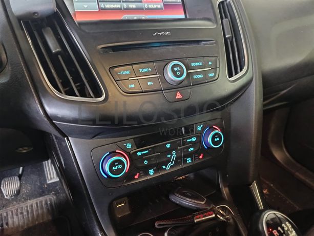 Ford Focus · Ano 2015  