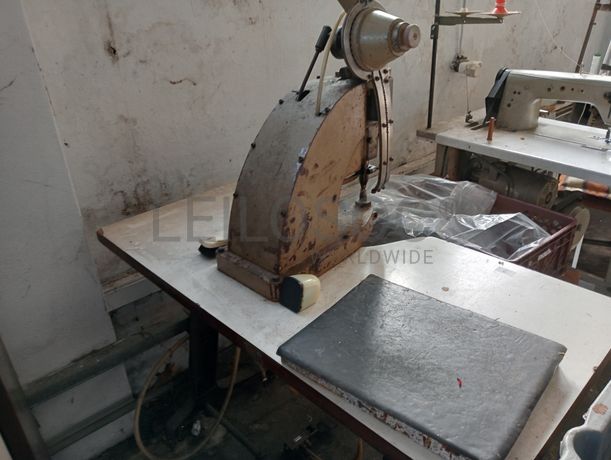 Máquinas e Equipamentos para a Indústria do Calçado
