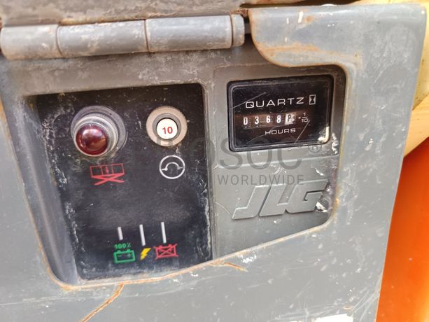 Plataforma Elevatória JLG ·Ano 2014