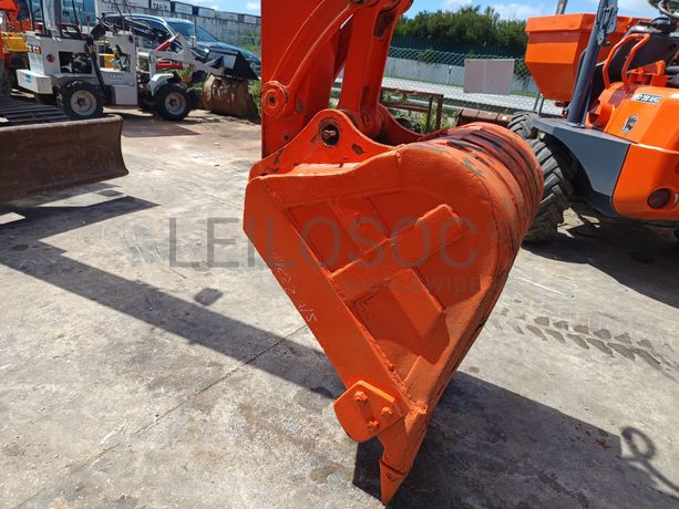 Mini Giratória Kubota · Ano 2000