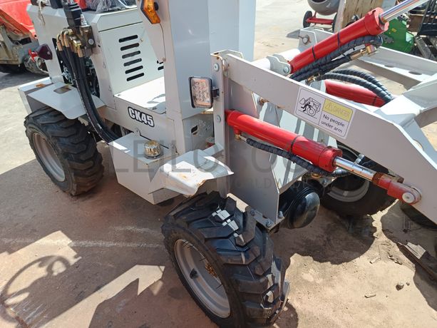 Pá Carregadora Whell loader · Ano 2024