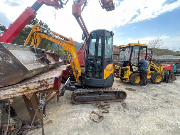 Mini Giratória Yanmar