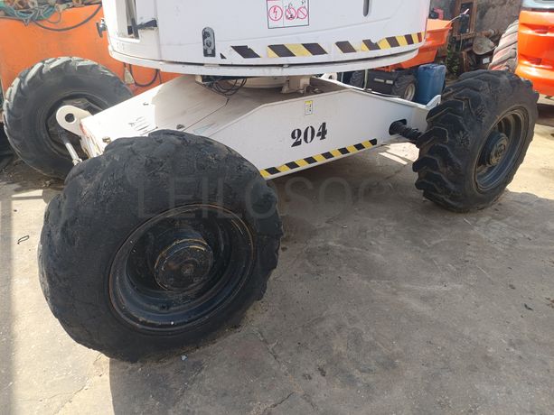 Plataforma Elevatória Haulotte · Ano 2000