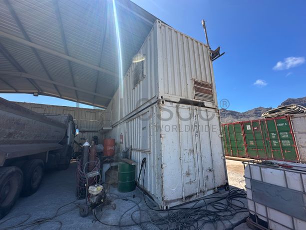 Estrutura modular com seis contentores