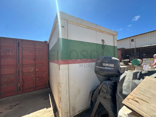 Contentor pré-fabricado