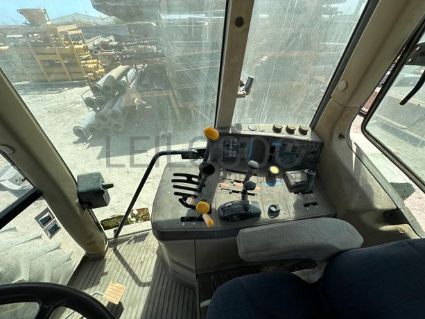 Trator agrícola Jonh Deere