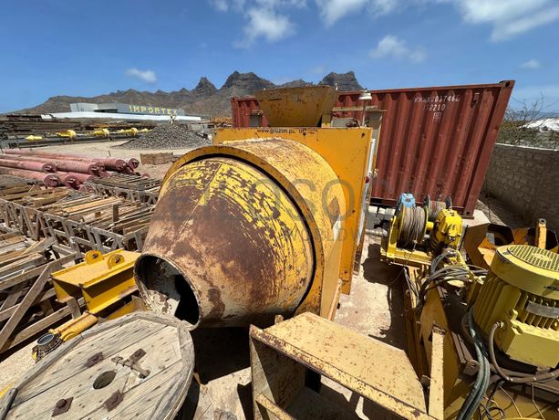 Central betão de 15 m3/h.