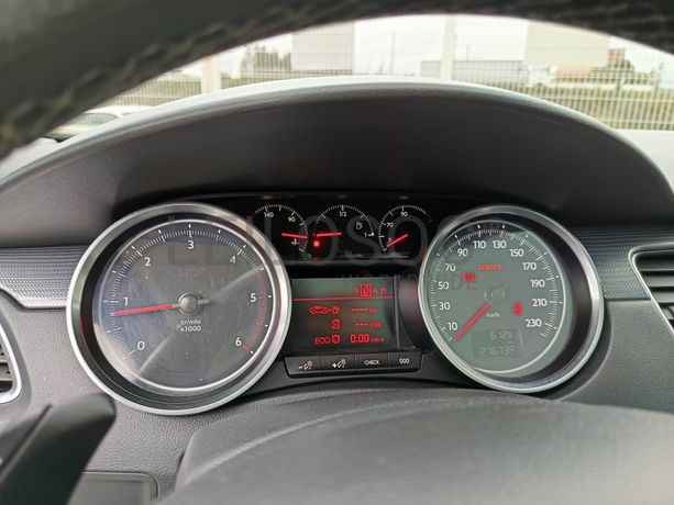 Peugeot 508 SW · Ano 2012