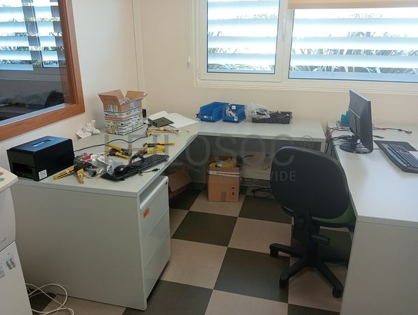 Equipamentos e Mobiliário de Escritório