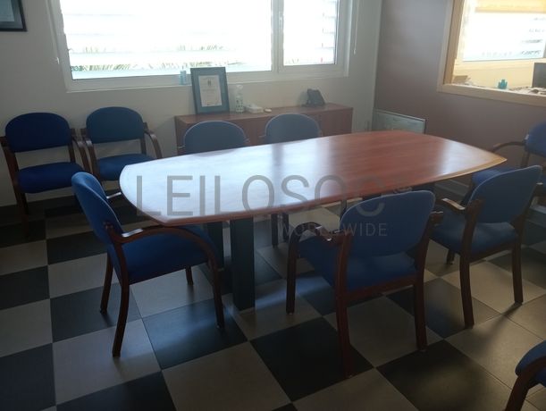 Equipamentos e Mobiliário de Escritório