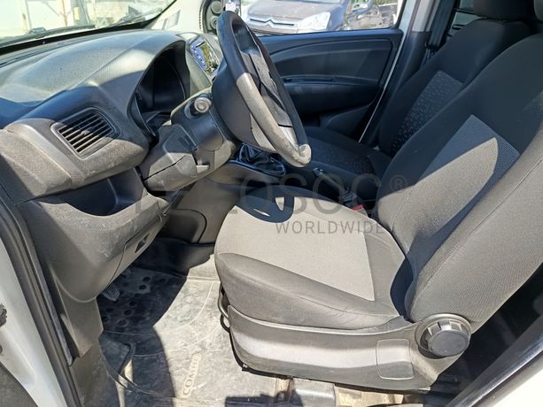 Opel Combo · Ano 2017