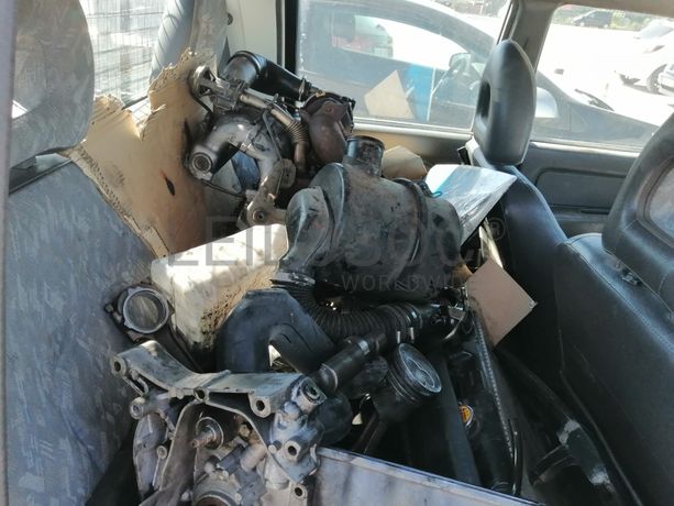 Mitsubishi L200 · Ano 2001