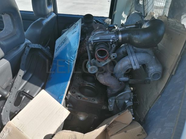 Mitsubishi L200 · Ano 2001