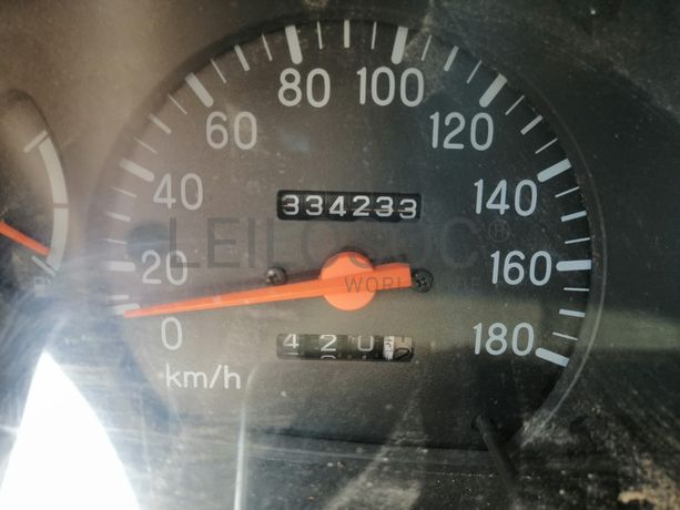 Mitsubishi L200 · Ano 2001