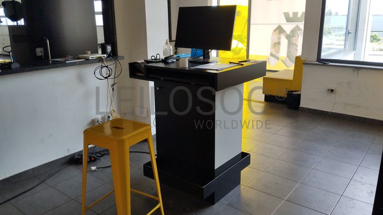 Mobiliário e Equipamentos de Receção