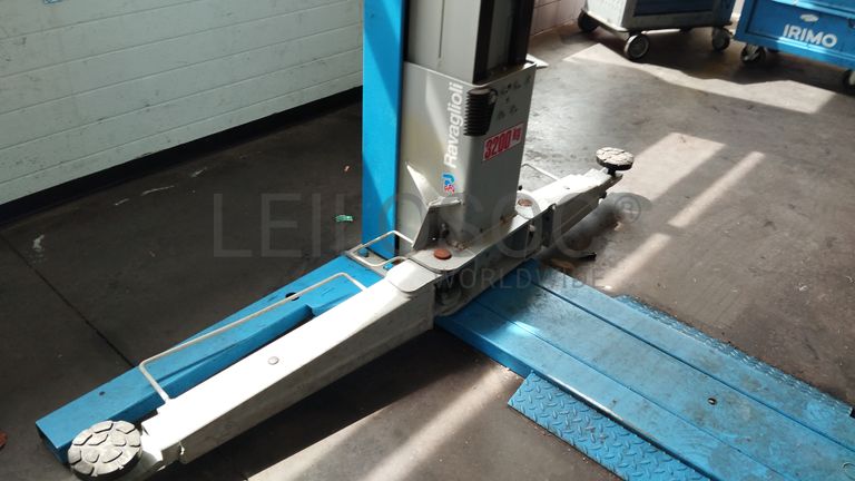 Elevador de 2 Colunas