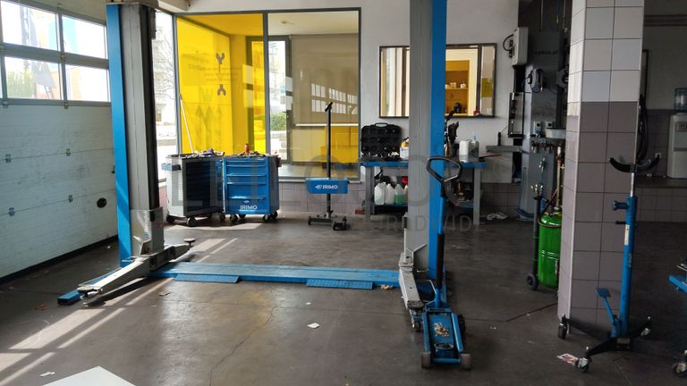 Elevador de 2 Colunas