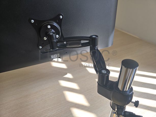Monitor AOC
