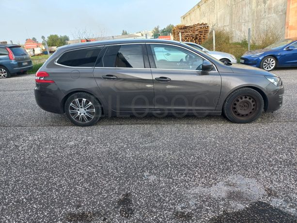 Peugeot 308 · Ano 2014
