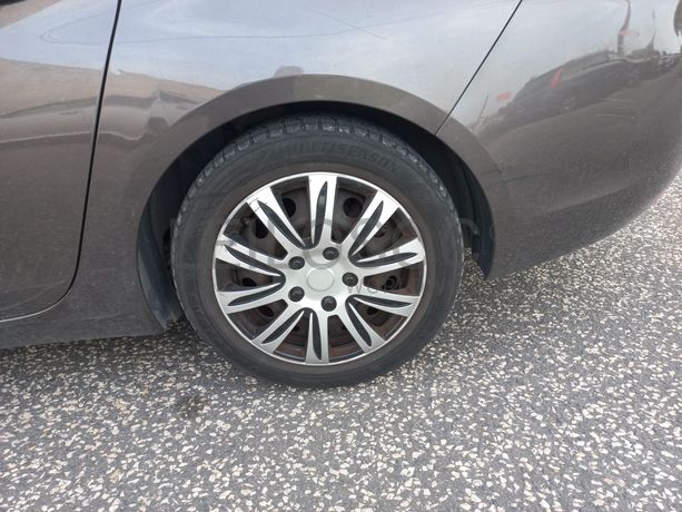 Peugeot 308 · Ano 2014