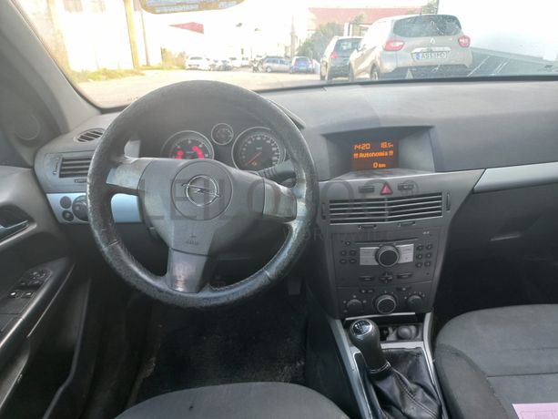 Opel Astra · Ano 2006  