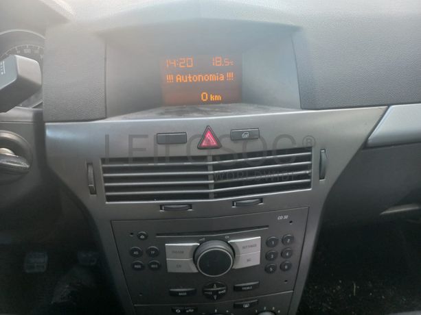 Opel Astra · Ano 2006  