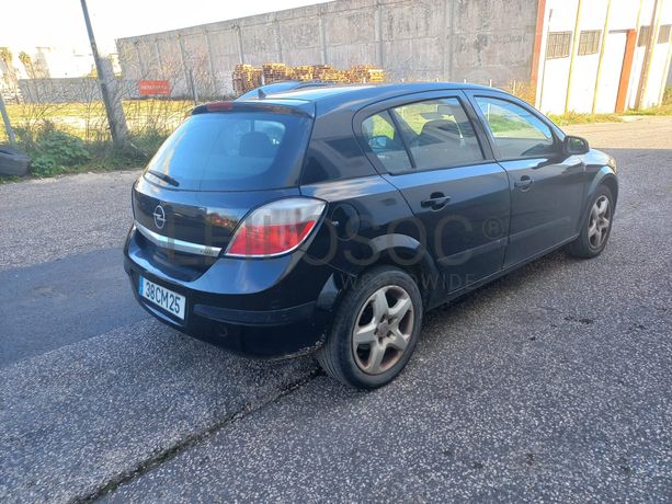 Opel Astra · Ano 2006  