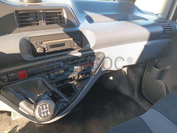 Peugeot Expert · Ano 2004