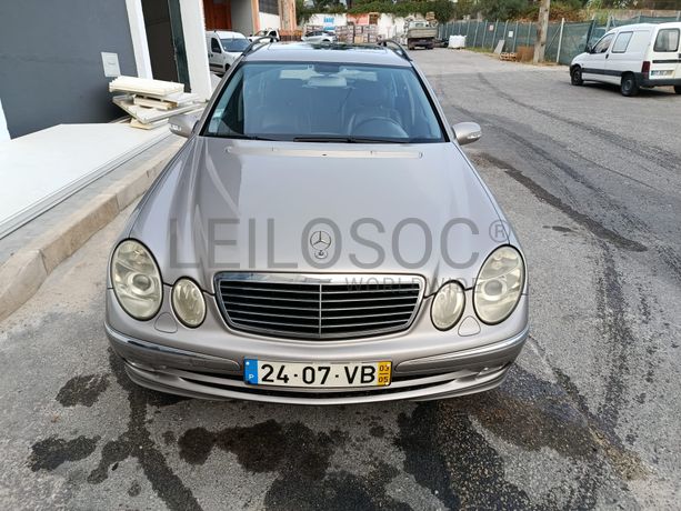 Mercedes-Benz E 320 CDi · Ano 2003