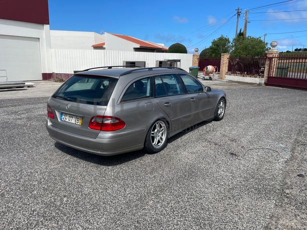 Mercedes-Benz E 320 CDi · Ano 2003