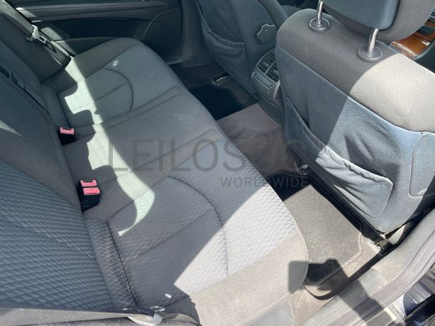 Mercedes-Benz E 220 CDi · Ano 2003