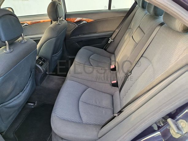 Mercedes-Benz E 220 CDi · Ano 2003
