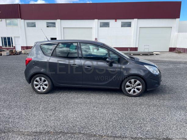 Opel Meriva · Ano 2010