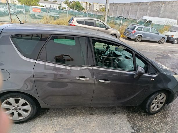 Opel Meriva · Ano 2010