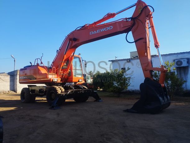 Giratórias a rodas – Daewoo – Caterpillar 