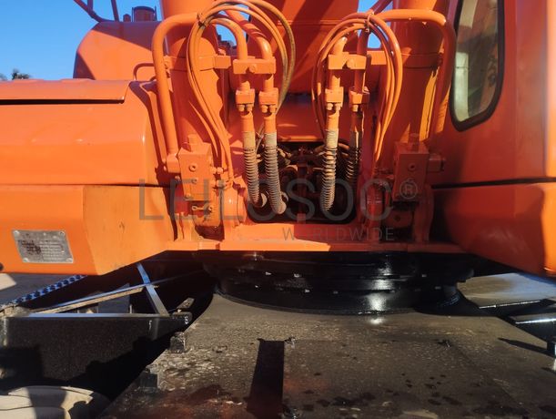 Giratórias a rodas – Daewoo – Caterpillar 