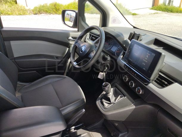 Renault Kangoo · Ano 2021  