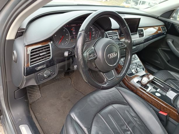 Audi A8 · Ano 2010