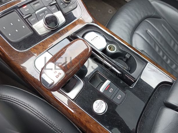 Audi A8 · Ano 2010