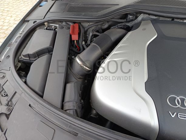 Audi A8 · Ano 2010