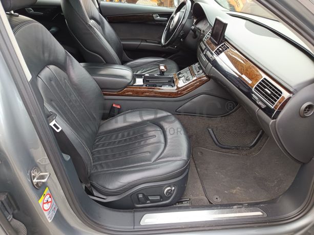 Audi A8 · Ano 2010