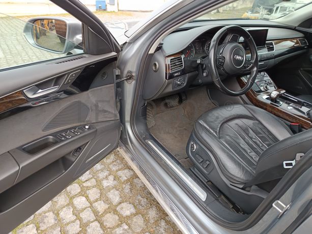 Audi A8 · Ano 2010