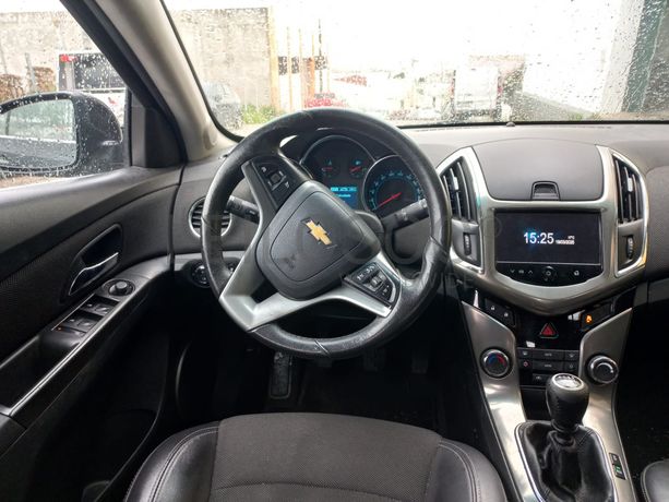 Chevrolet Cruze · Ano 2012