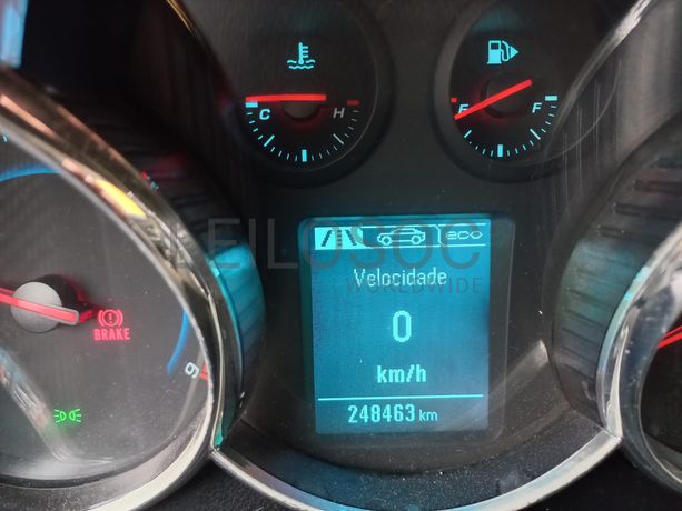 Chevrolet Cruze · Ano 2012