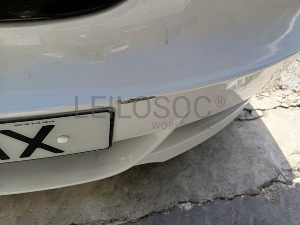 BMW 118d · Ano 2010   