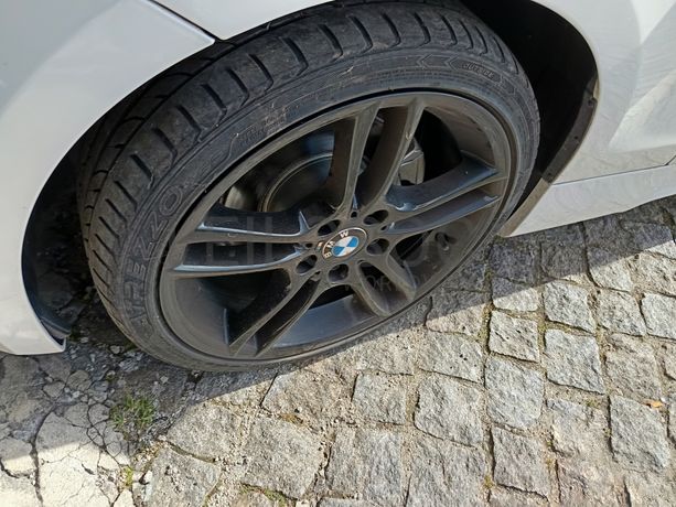 BMW 118d · Ano 2010   