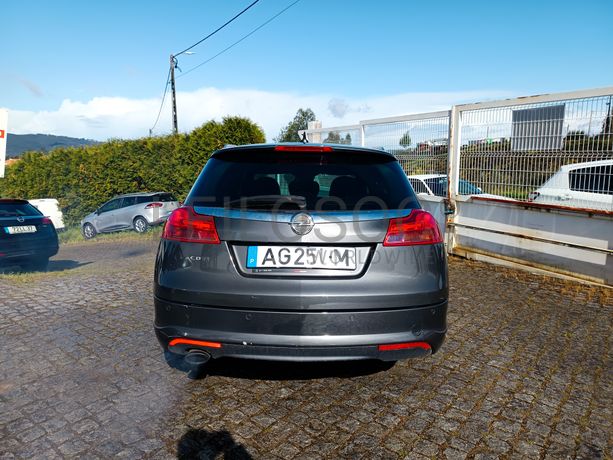 Opel Insígnia · Ano 2011   