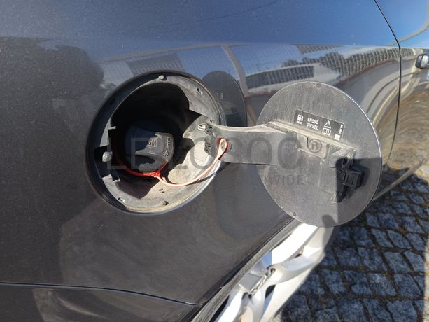 Opel Insígnia · Ano 2011   