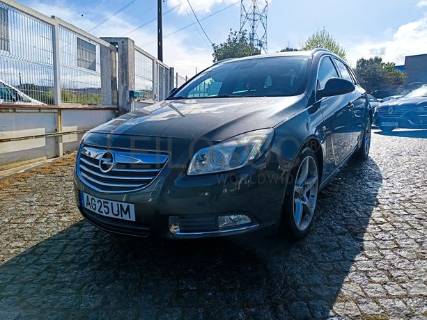 Opel Insígnia · Ano 2011   