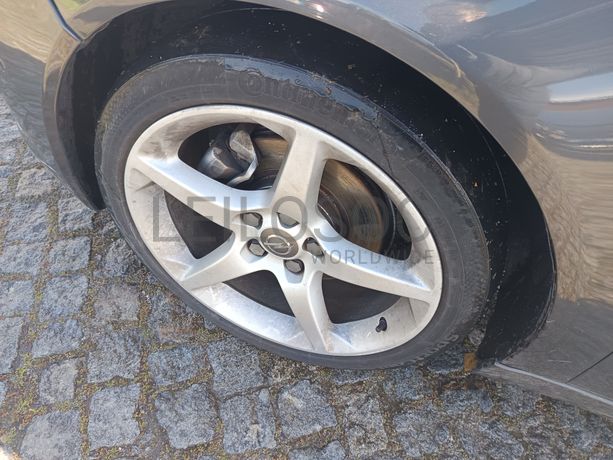 Opel Insígnia · Ano 2011   